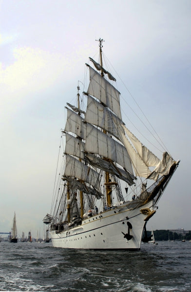 Die Kommandanten der Gorch Fock: Eine Geschichte in 16 Kapiteln